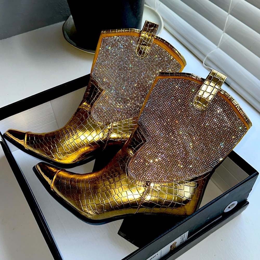 Cape Robbin Zephyr Boot